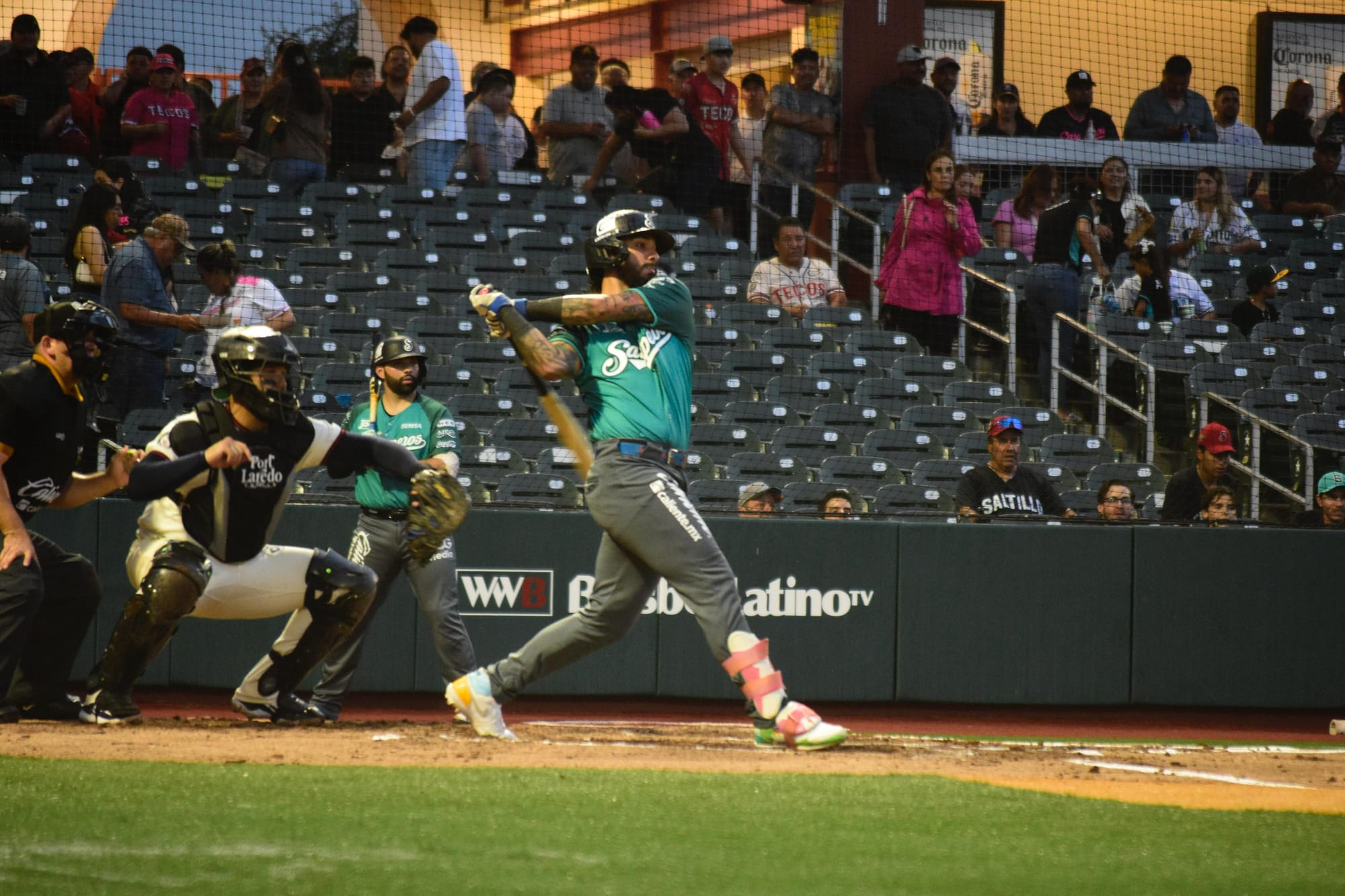 SARAPEROS LIGA VICTORIAS AL VENCER 8-3 A TECOS