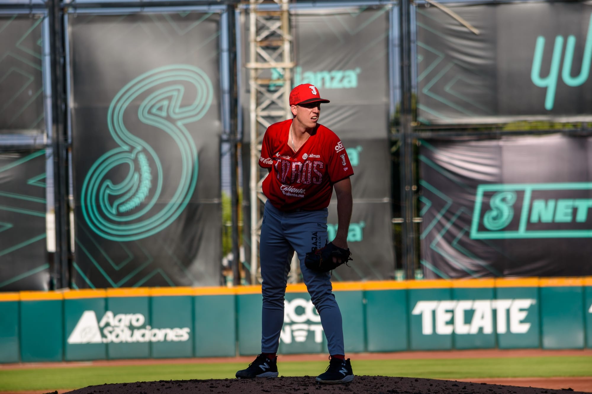 LOS TOROS RESCATAN EL ÚLTIMO DE LA SERIE 13-5 ANTE LOS SARPAEROS