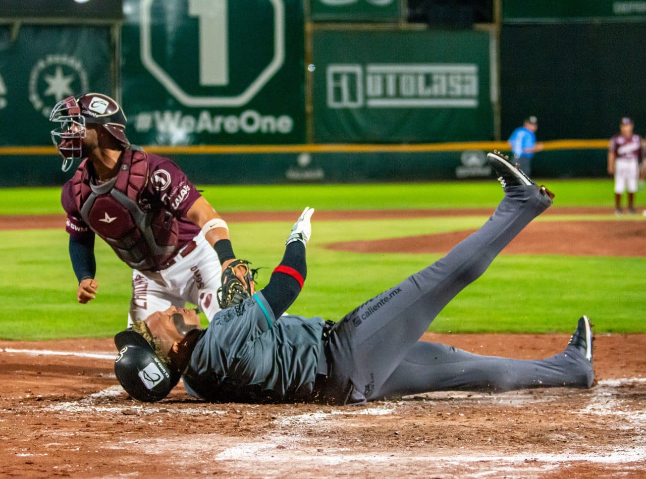 ALGODONEROS SE IMPONE 7-3 A SARAPEROS Y EMPATA LA SERIE