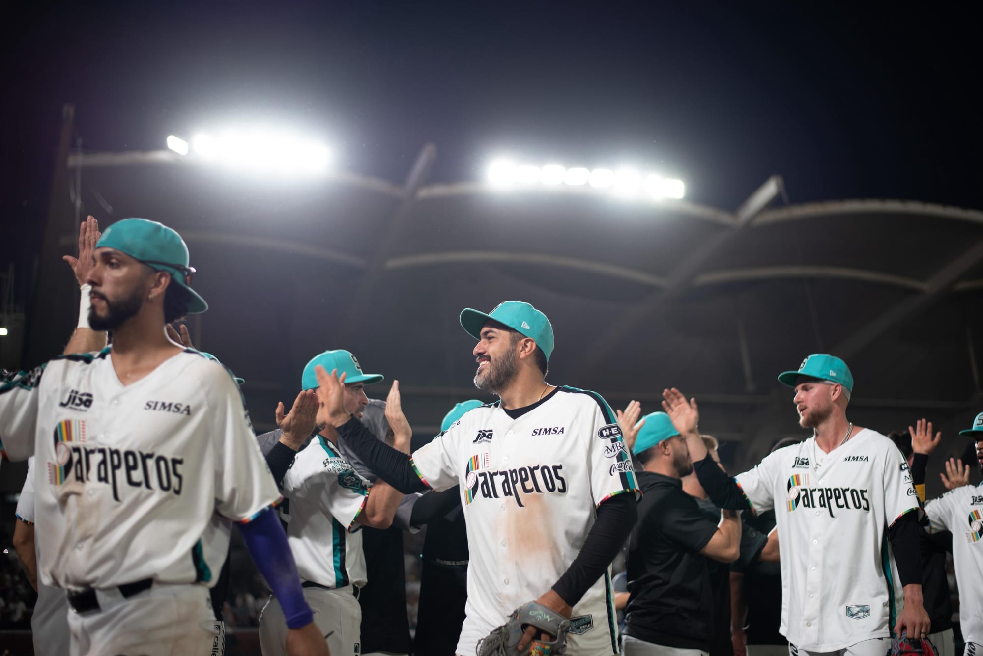SARAPEROS BARRE A TOROS Y LIGA CINCO VICTORIAS CONSECUTIVAS