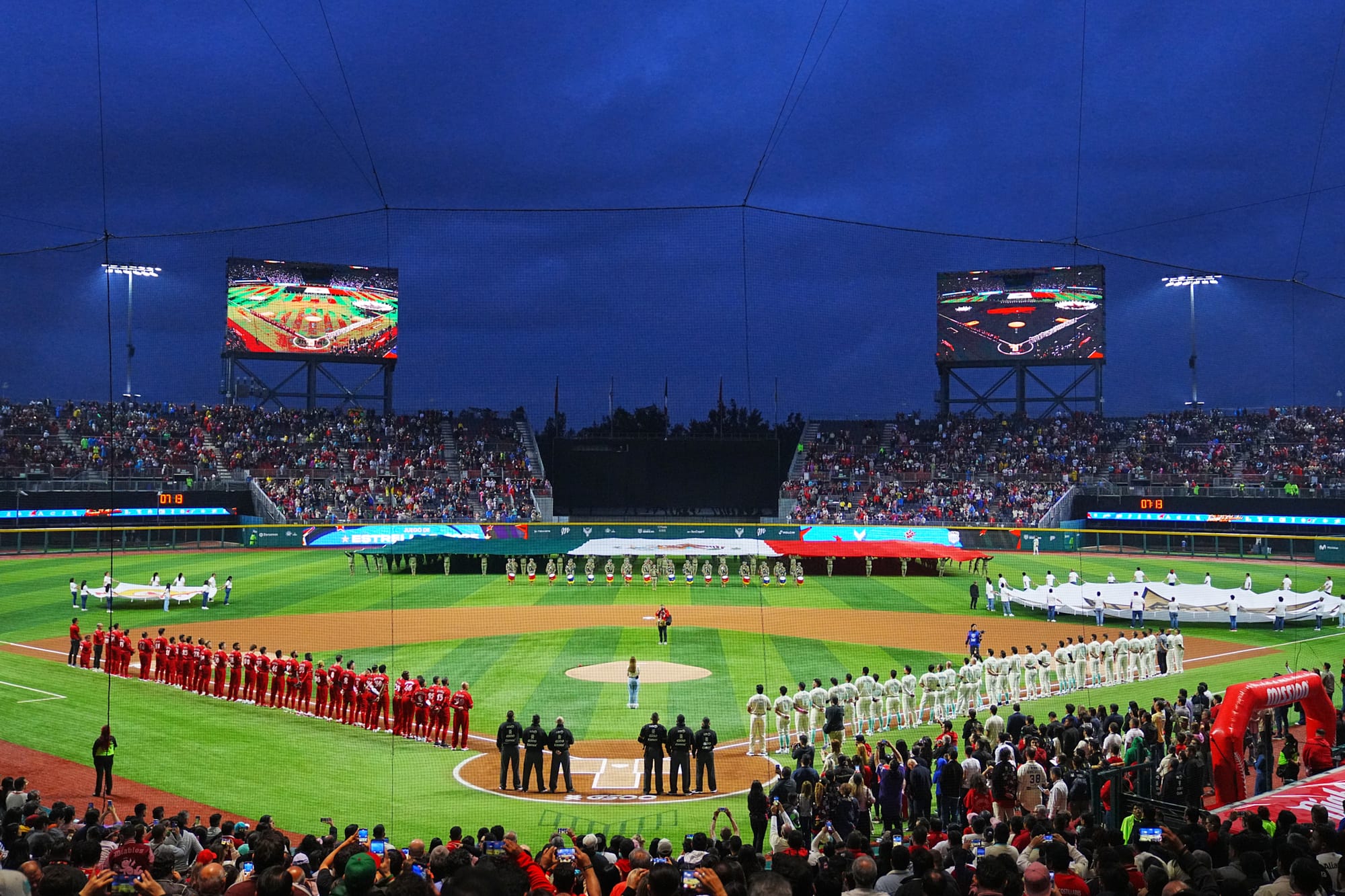LA SELECCIÓN MEXICANA SE LLEVA EL JUEGO DE ESTRELLAS DEL CENTENARIO