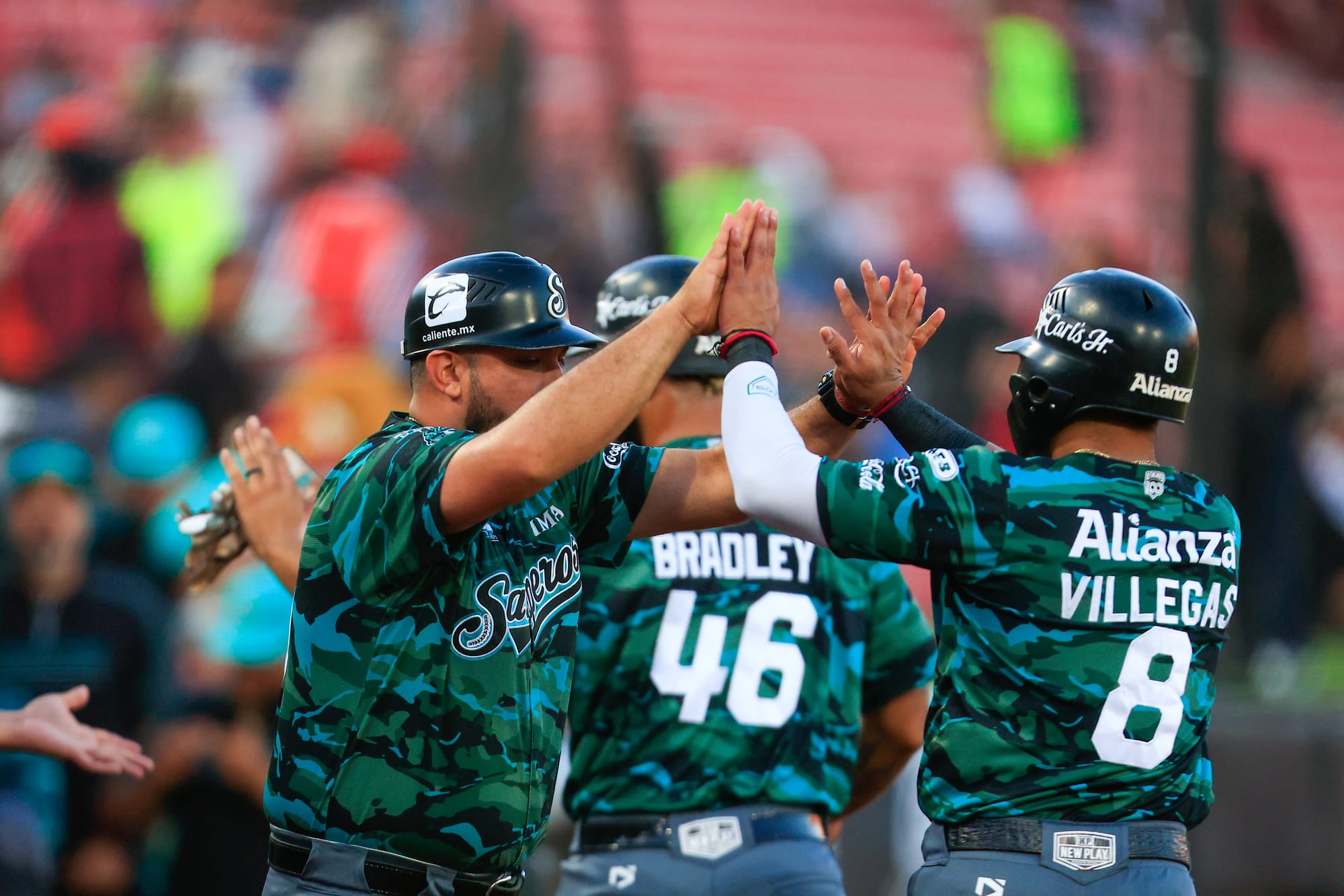 SARAPEROS VENCE A TOROS 11-8 EN ONCE ENTRADAS