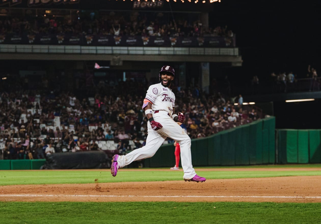 SARAPEROS EN LIGAS INVERNALES: J.P. MARTÍNEZ, FABRICIO MACÍAS Y ANTHONY GARCÍA SE FUERON PARA LA CALLE