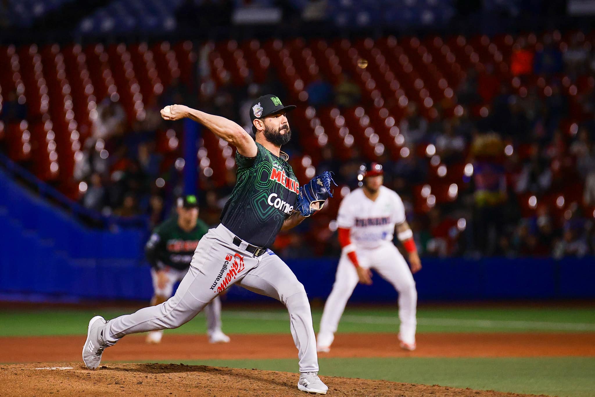 SARAPEROS EN LIGAS INVERNALES: MARIO MEZA CUMPLIÓ CON UN BUEN RELEVO ANTE PANAMÁ