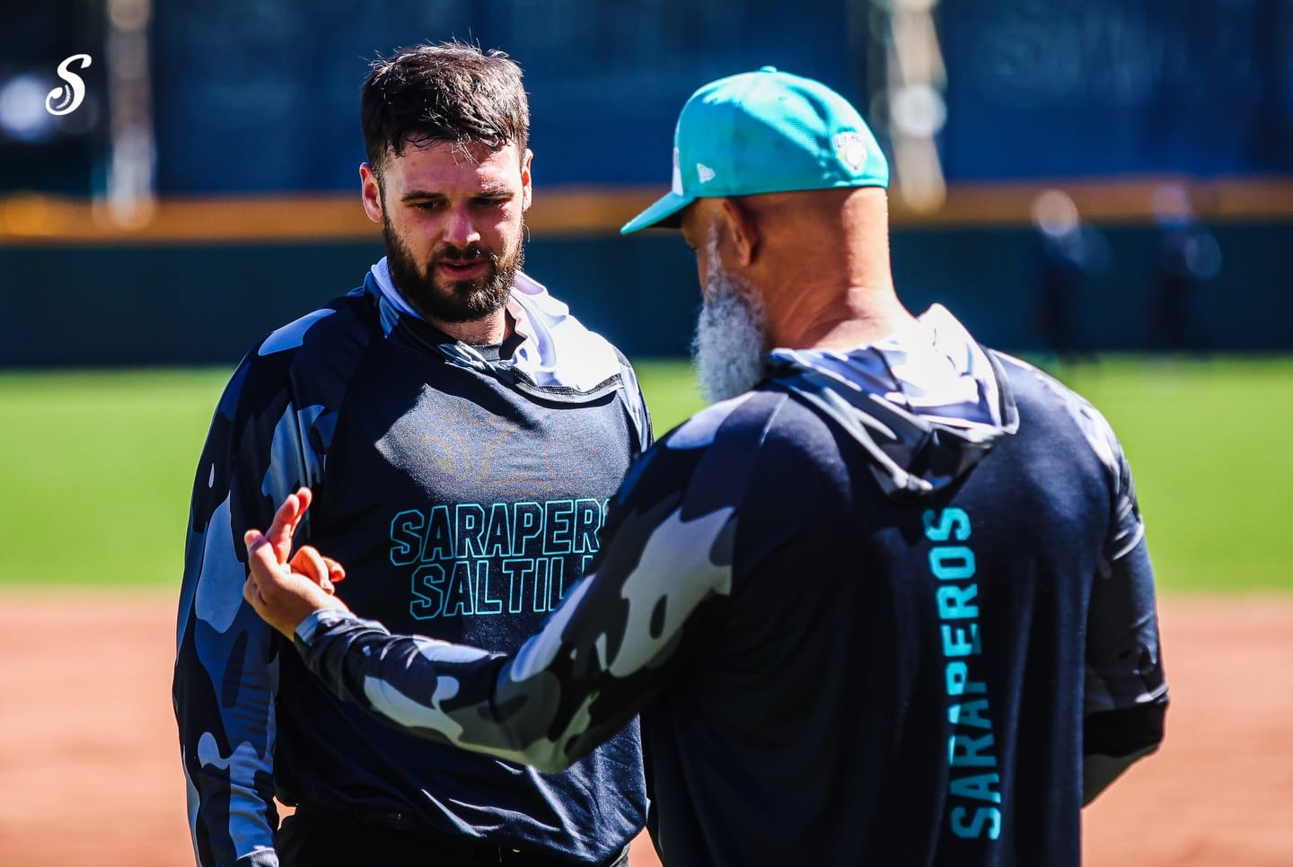 DÍA 13 DE PREPARACIÓN EN EL SPRING TRAINING DE SARAPEROS; MORT SE INTEGRA AL EQUIPO