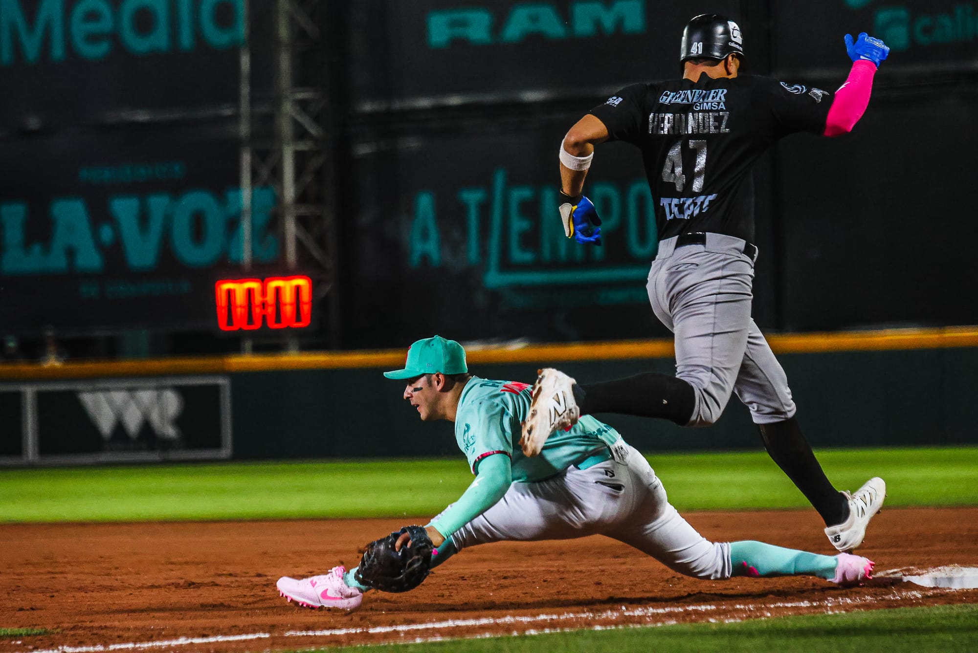 SARAPEROS CAE EN DIEZ ENTRADAS 4-3 CON REACCIÓN AL FINAL DE MONCLOVA