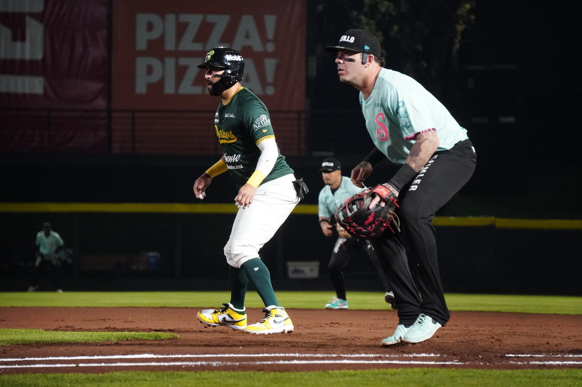 SARAPEROS CAE 7-0 ANTE PERICOS Y PIERDE LA SERIE DOS JUEGOS A UNO