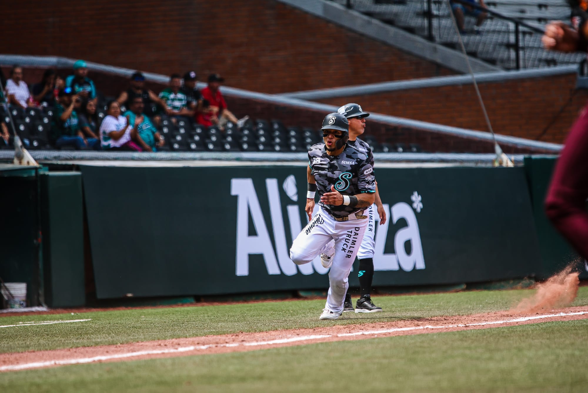 SARAPEROS CAE EN EL ÚLTIMO DE LA SERIE ANTE EL UNIÓN LAGUNA