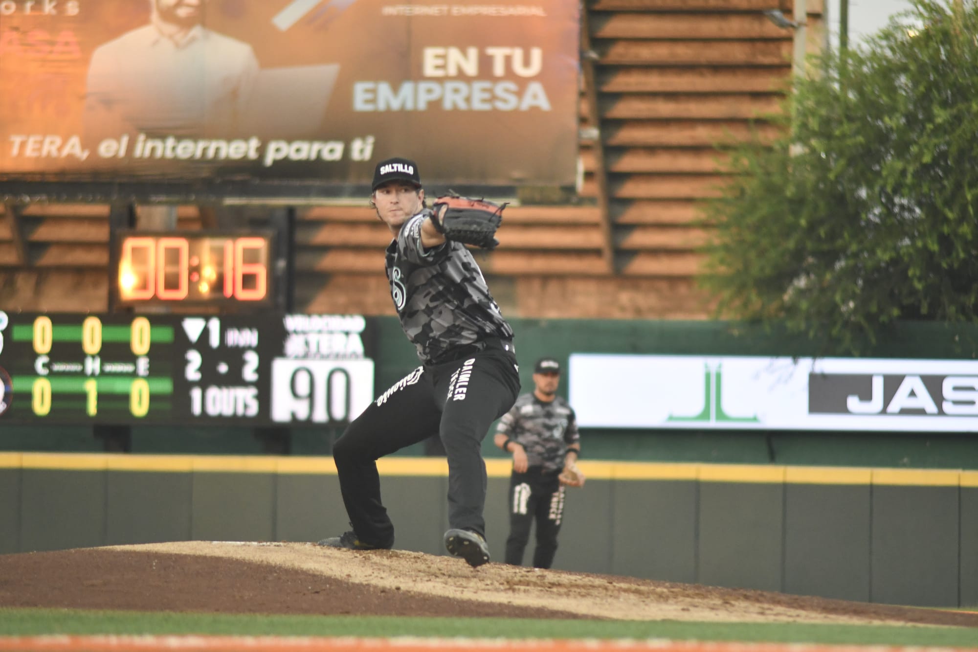 SARAPEROS CAE EN EL ÚLTIMO DE LA SERIE ANTE TECOS 6-4