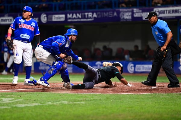 SARAPEROS SE LLEVÓ EL SEGUNDO DE LA SERIE ANTE ACEREROS 9-4 CON ATAQUE DE SEIS CARRERAS EN LA DÉCIMA ENTRADA