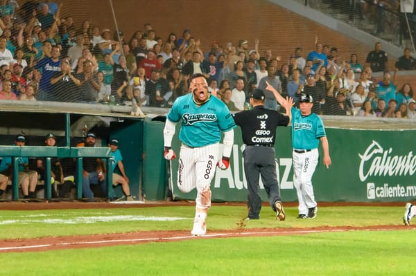 SEIS VICTORIAS EN FILA PARA SARAPEROS AL SUPERAR A ACEREROS 6-1 EN EL PRIMERO DEL “CLÁSICO COAHUILENSE”