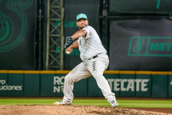 LOS SARAPEROS VENCEN A LOS TOROS EN CERRADO ENCUENTRO 4-2 Y TOMAN VANTAJA EN LA SERIE