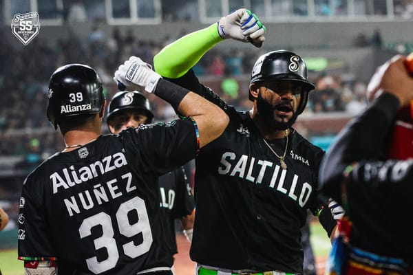 SARAPEROS VENCE 5-4 A TOROS EN EL TERCERO DE LA SERIE