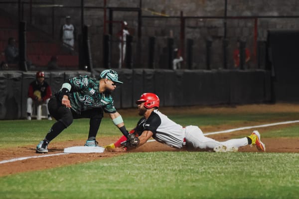 SARAPEROS CAE 5-9 ANTE CALIENTE Y SE EMPATA LA SERIE