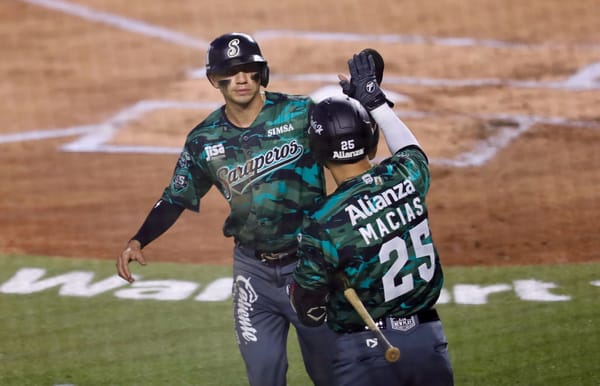 SARAPEROS LIGA TRES SERIES EN FILA Y SE QUEDA CON EL “CLÁSICO DEL NORTE ANTE SULTANES”
