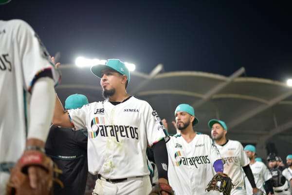 SARAPEROS ASEGURA LA CUARTA SERIE EN FILA TRAS VENCER 11-5 A TOROS