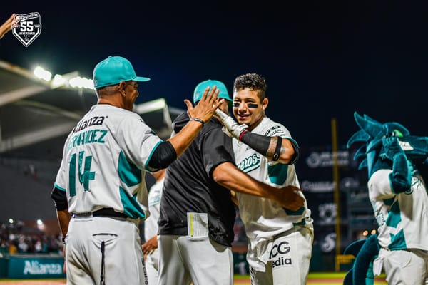 SARAPEROS DEJA TENDIDOS EN EL TERRENO A LOS PERICOS