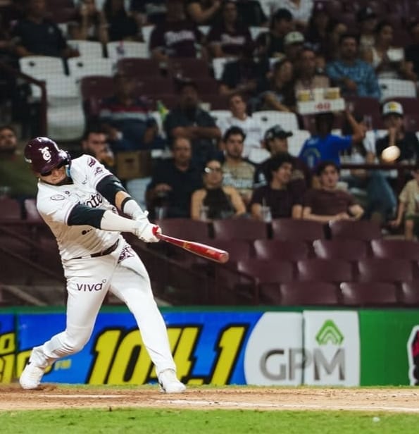SARAPEROS EN LIGAS INVERNALES: VILLEGAS CONECTÓ SU PRIMER CUADRANGULAR EN EL PACÍFICO