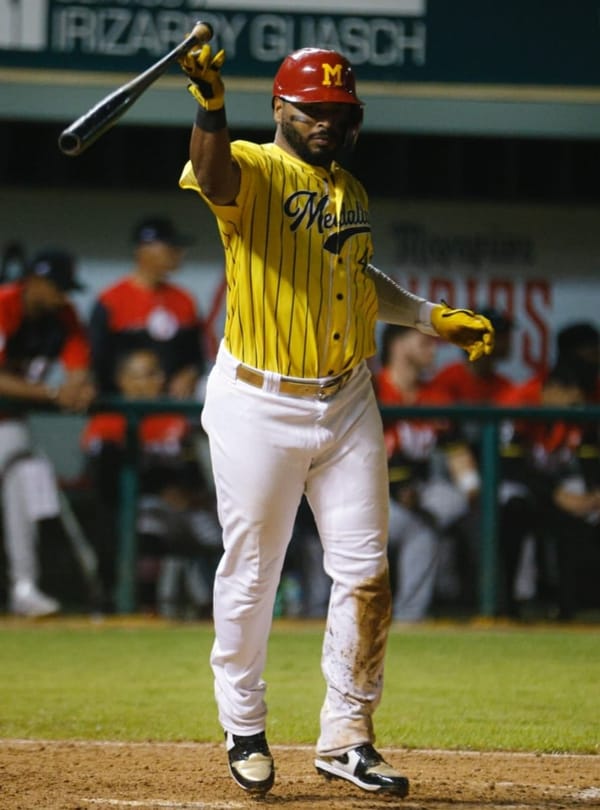 SARAPEROS EN LIGAS INVERNALES: ANTHONY GARCIA DIO TRIUNFO A MAYAGUEZ, Y J.P. MARTINEZ VUELA POR LOS SENDEROS