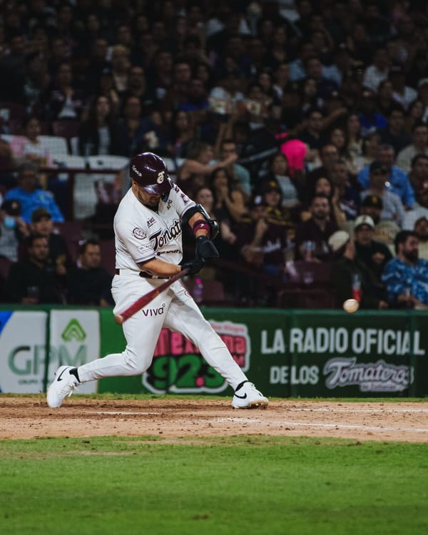 SARAPEROS EN LIGAS INVERNALES: RÍOS Y VILLEGAS CONTRIBUYERON CON LA OFENSIVA DE TOMATEROS