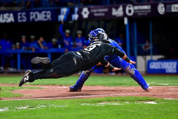 SARAPEROS SE QUEDA CON EL CLÁSICO COAHUILENSE TRAS TREPIDANTE TRIUNFO EN ONCE ENTRADAS