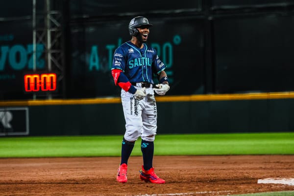 SARAPEROS GANA 12-9 A LOS BRAVOS EN DUELO DE CAÑONAZOS
