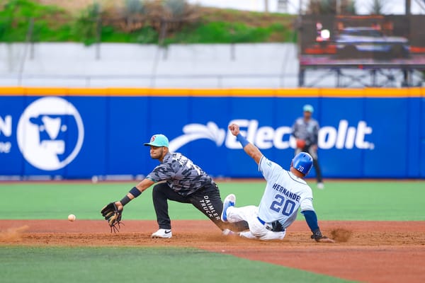 SARAPEROS CAE ANTE CHARROS EN LA DOBLE CARTELERA